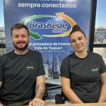 Gestor de suporte da empresa, Luis Fernando Schnack Júnior e a gestora de qualidade, Rafaela Bettio Bonacina (Foto: Gabriela Hautrive)